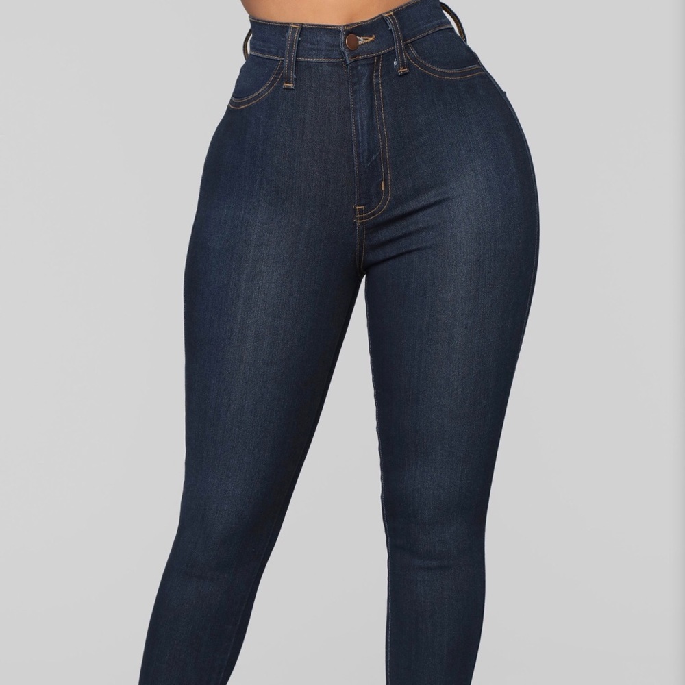 Fashion Nova high waist classic dark denim jeans